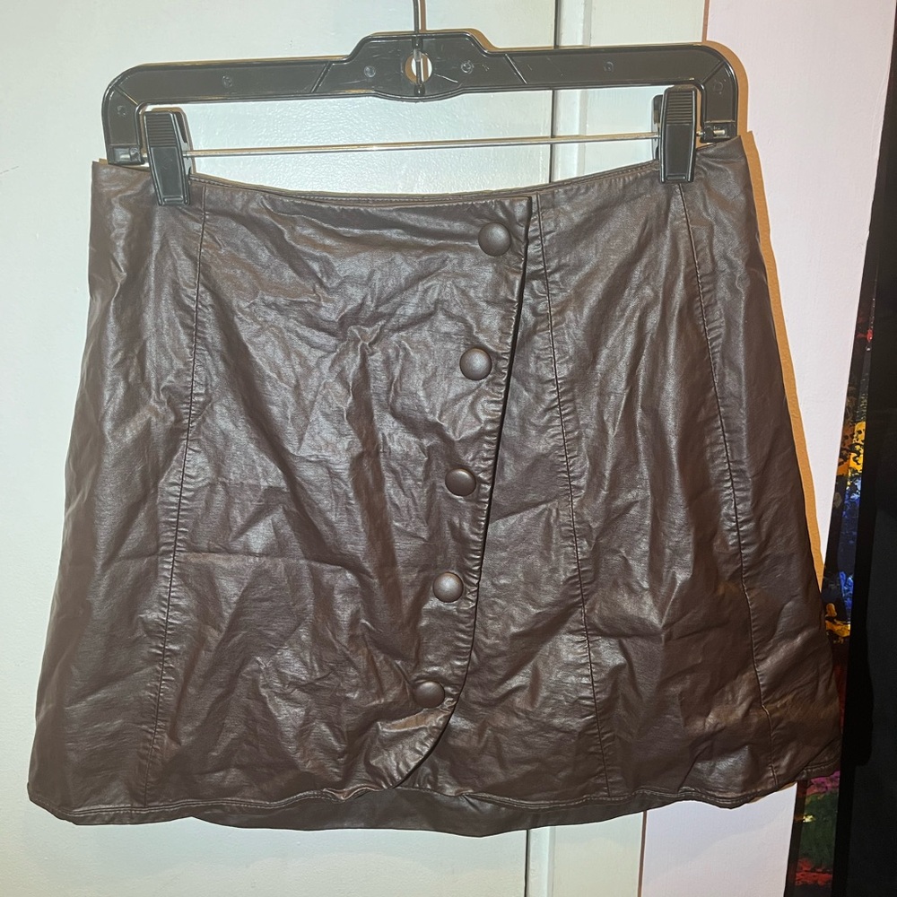 🦋 Zara Brown Faux Leather Button-Front Skirt